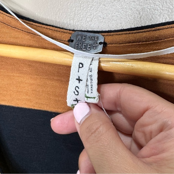 Free People We The Free Kate Layered Striped Tunic Tee. Casual Oversized Small - Picture 4 of 9